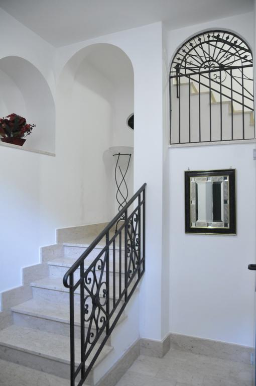 B&B Largo Barile Кальтаніссетта Екстер'єр фото