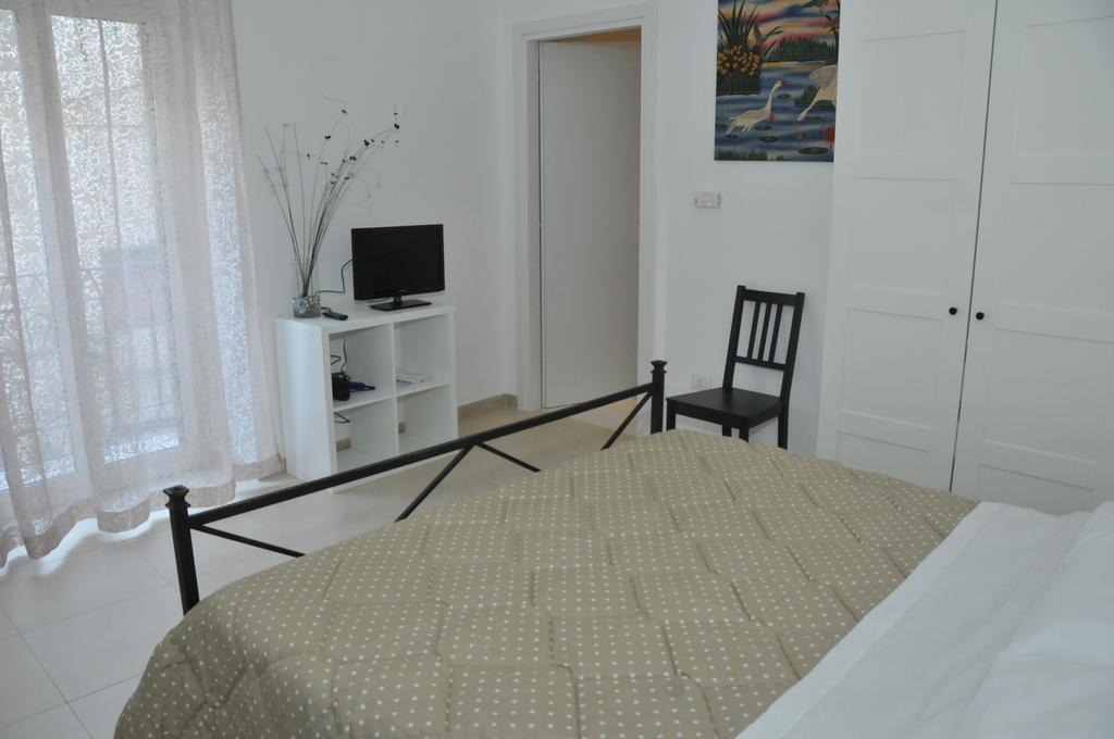 B&B Largo Barile Кальтаніссетта Екстер'єр фото